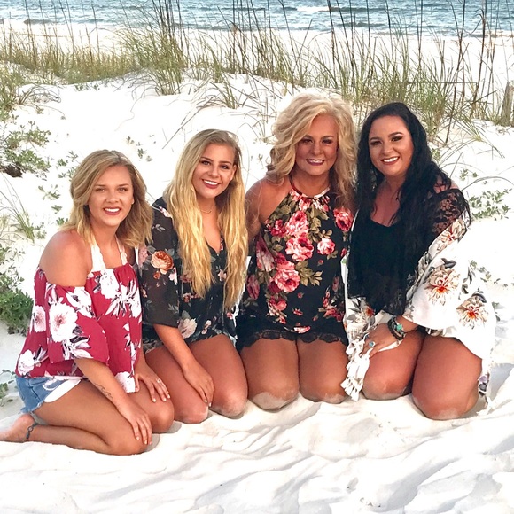 Meet your Posher, Gina - Picture 6 of 6